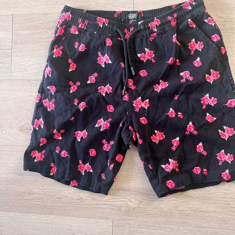 Floral Black and Pink Men's Swim Trunks  Shorts Size Large‎